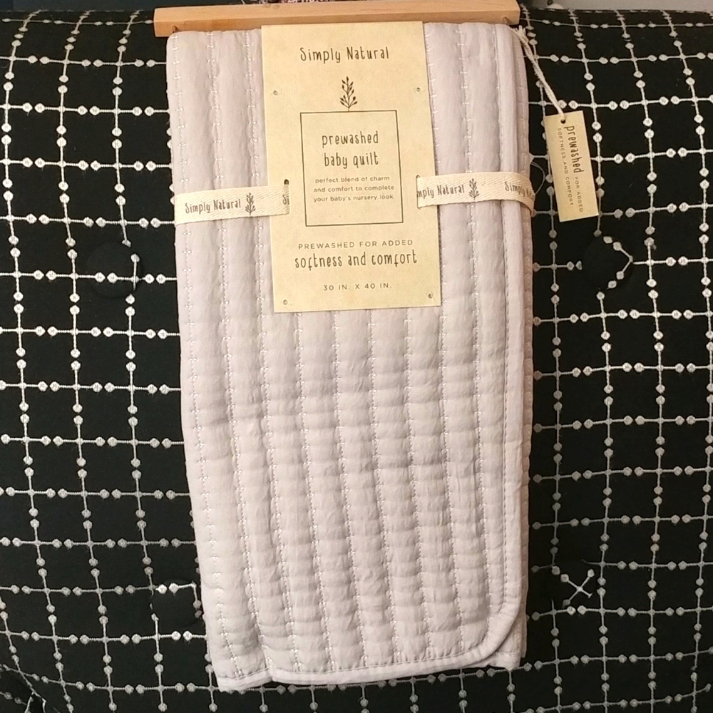 NWT Simply Natural Prewashed Baby Quilt